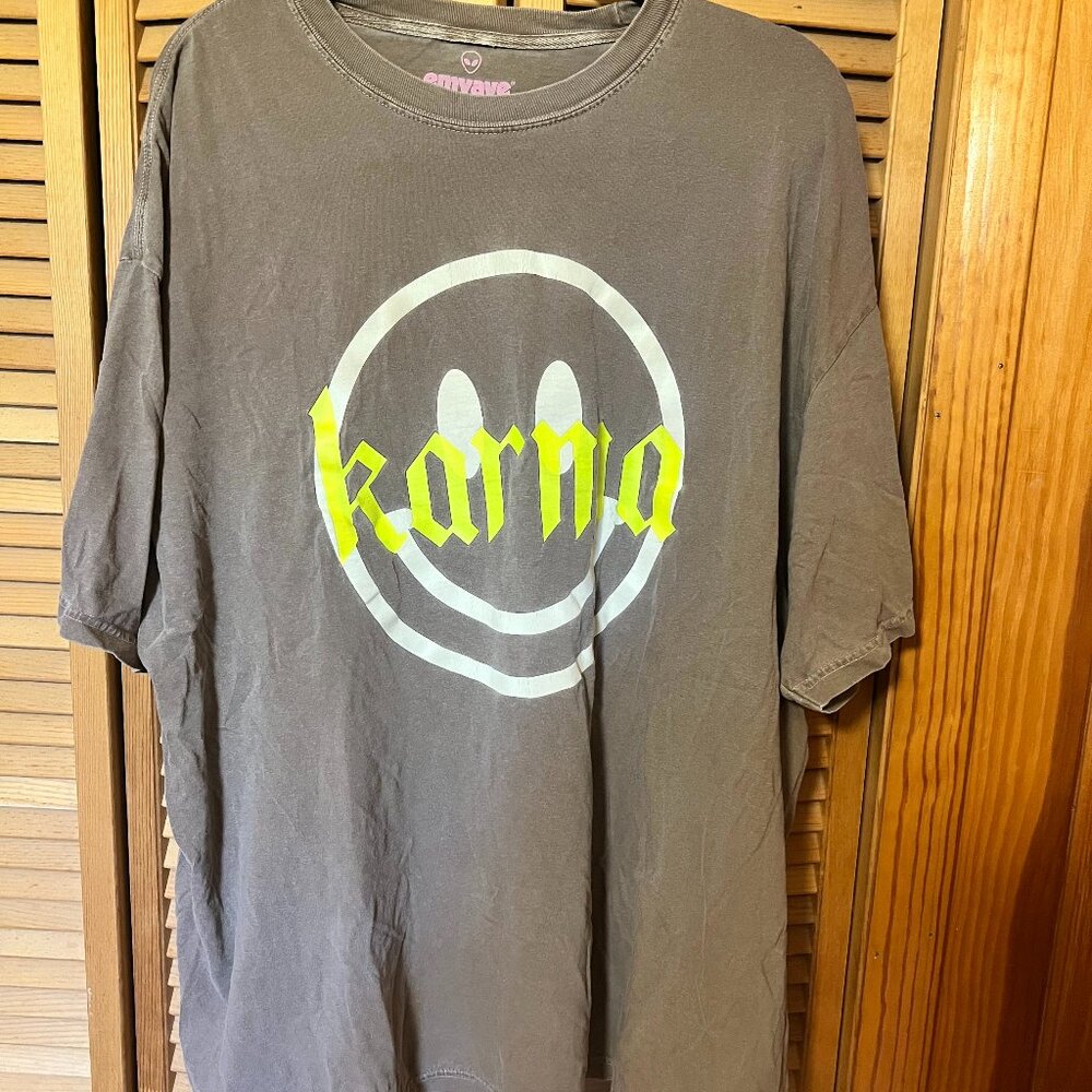 Emy Ave - Karma Oversized Tee - L/XL